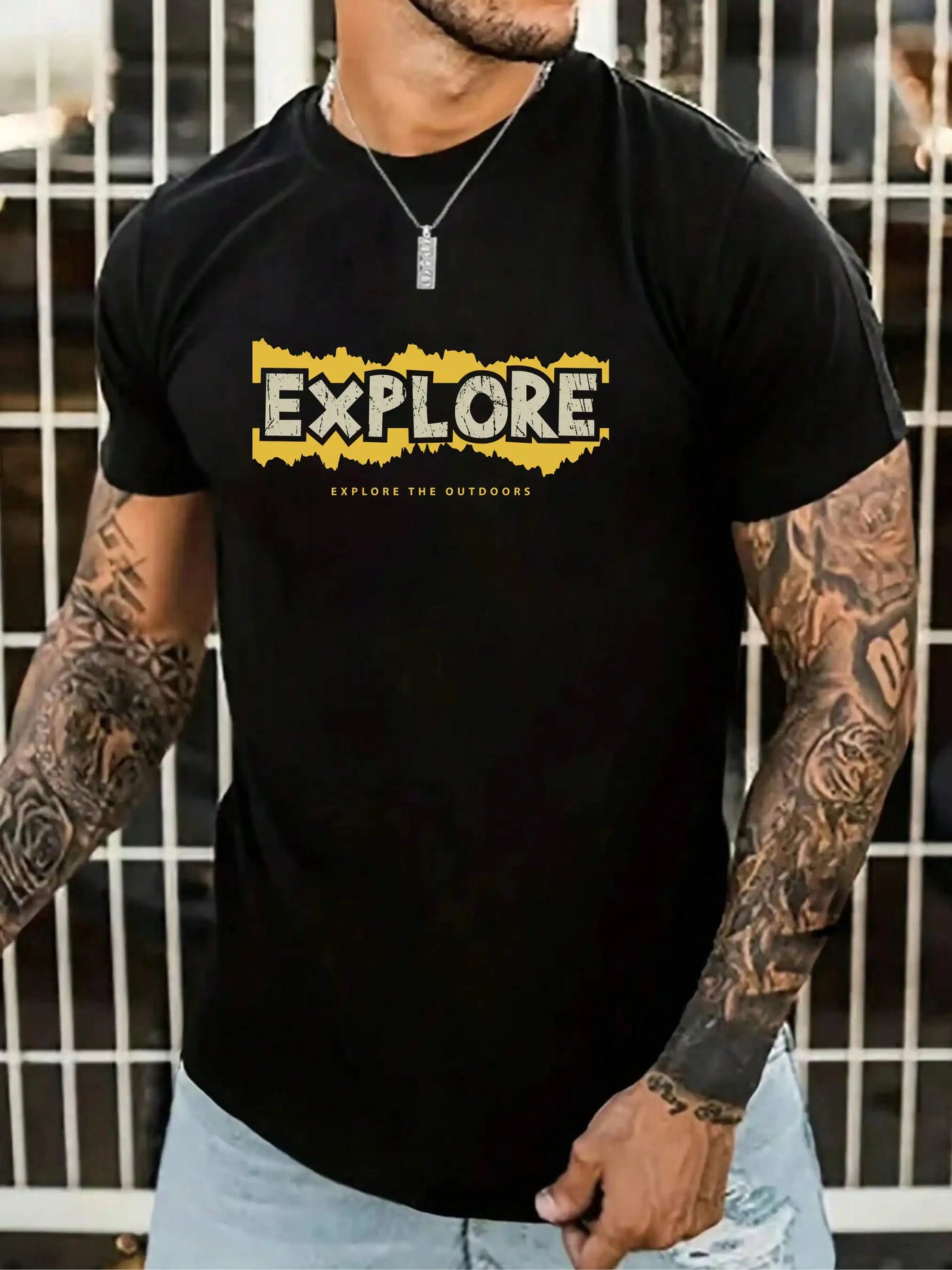 Explore - The Outdoor - Unisex T-Shirt